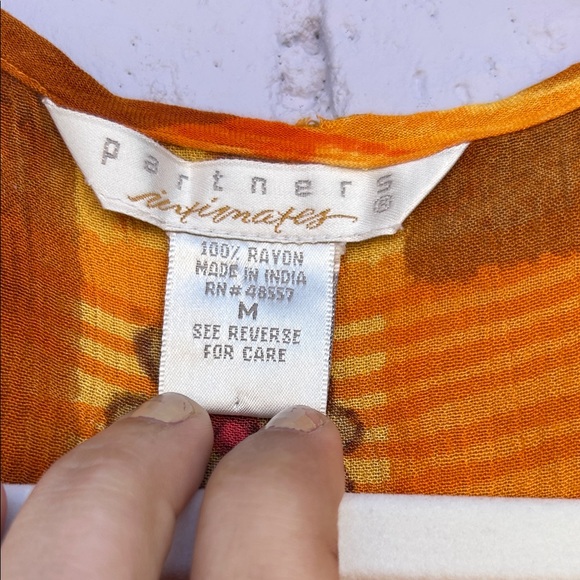 Vintage Partners Flowy Orange Sleeveless Button-Up Top - Picture 2 of 6